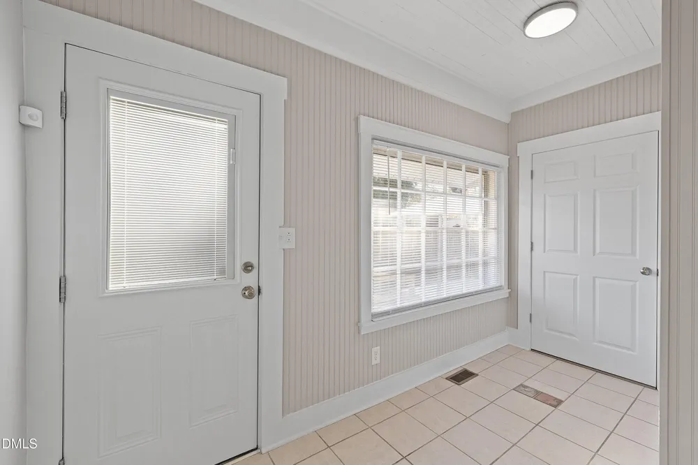 403 W E STREET Erwin, NC 28334