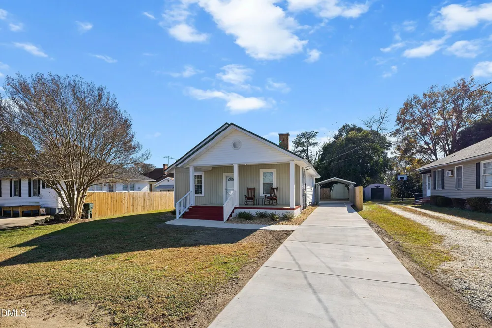 403 W E STREET Erwin, NC 28334