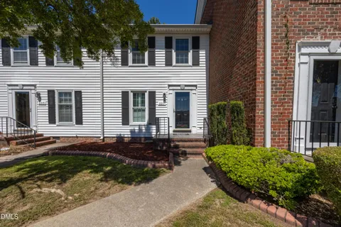 2217 Nash Place