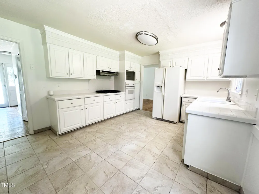 924 Lorain Avenue Durham, NC 27704