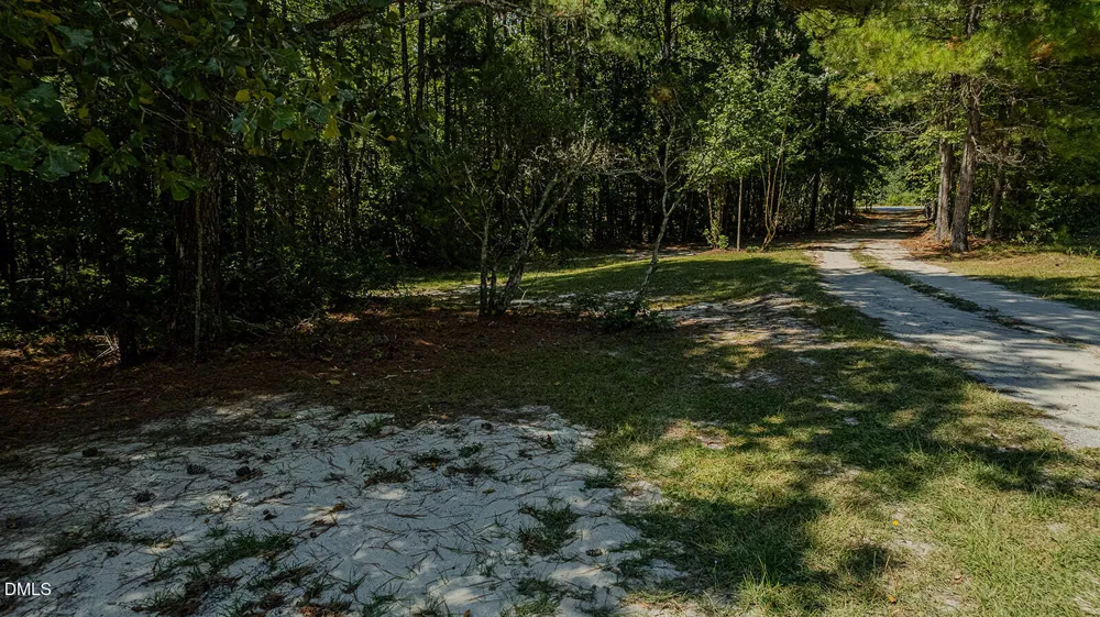 120 Lindsey Lane Eagle Springs, NC 27242