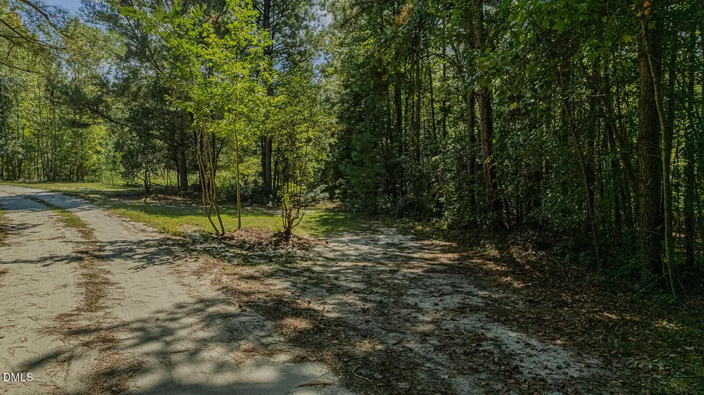 120 Lindsey Lane Eagle Springs, NC 27242