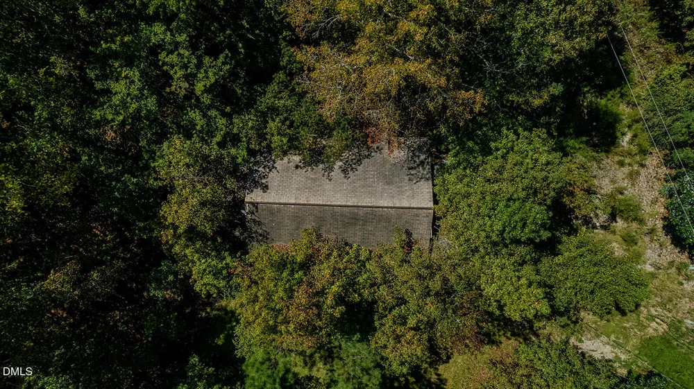 120 Lindsey Lane Eagle Springs, NC 27242