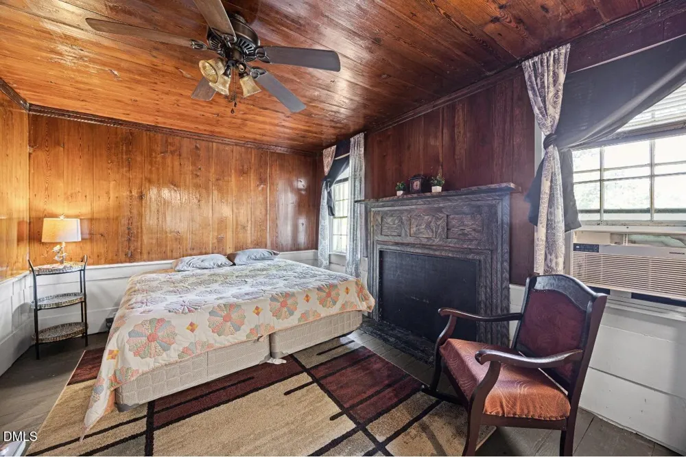 679 Mintz Road Roseboro, NC 28382