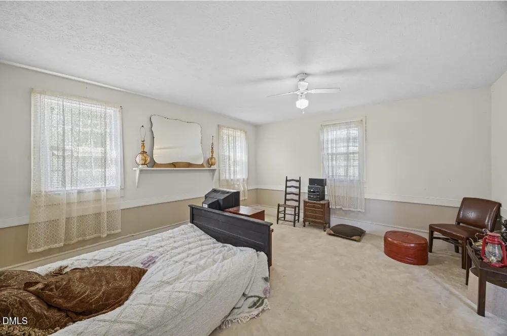 679 Mintz Road Roseboro, NC 28382