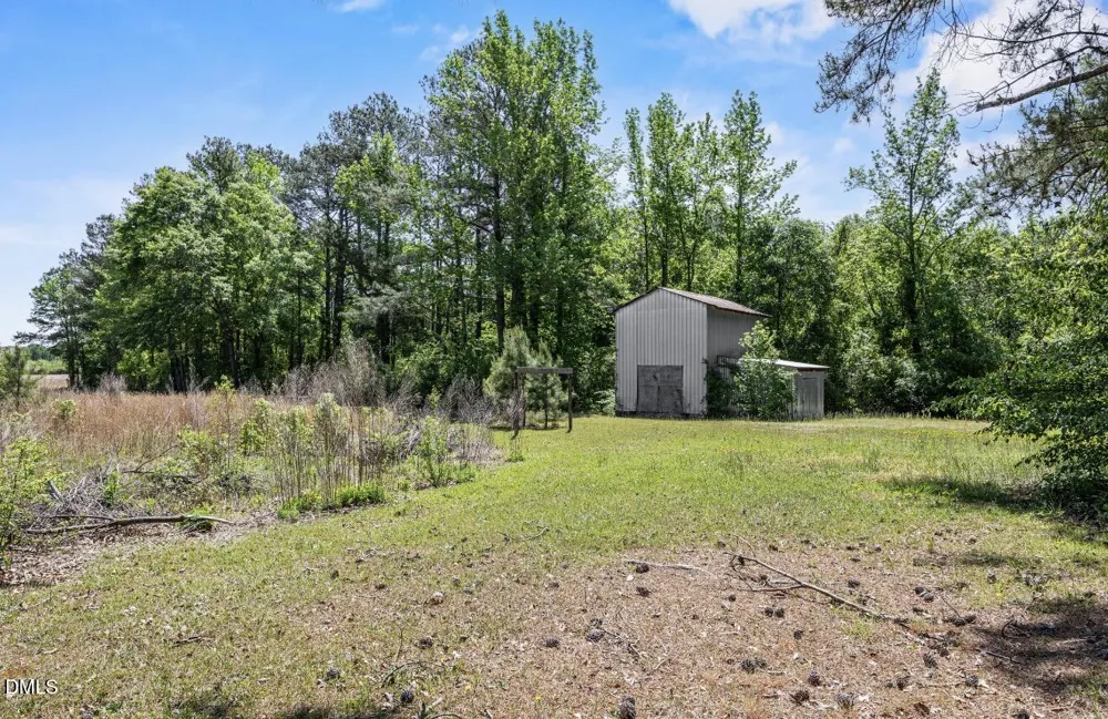 679 Mintz Road Roseboro, NC 28382