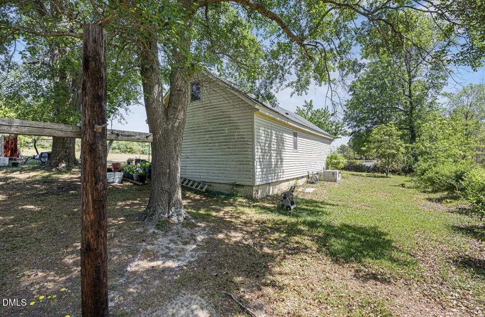 679 Mintz Road Roseboro, NC 28382