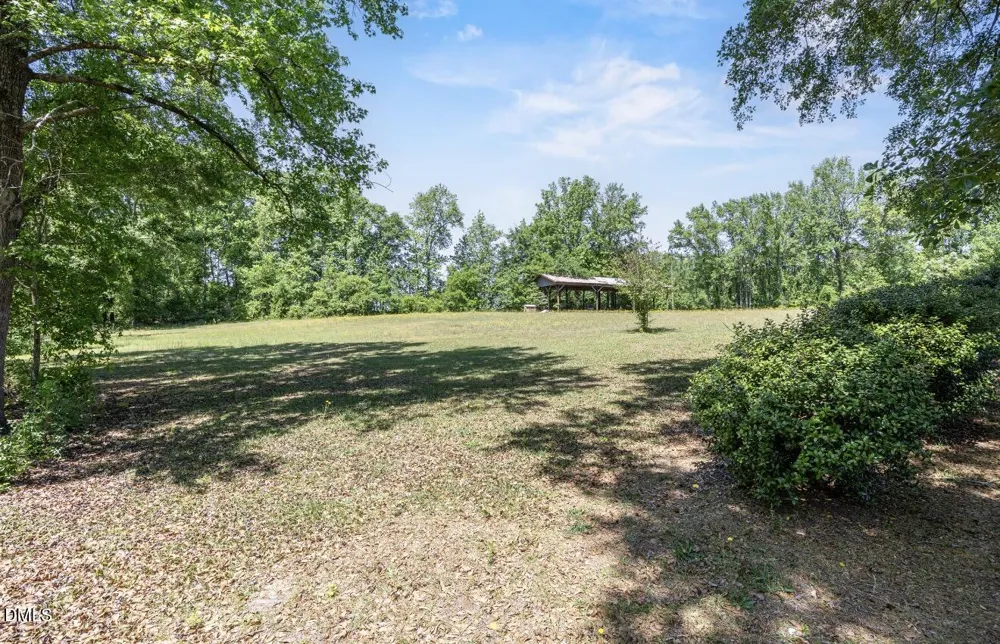 679 Mintz Road Roseboro, NC 28382