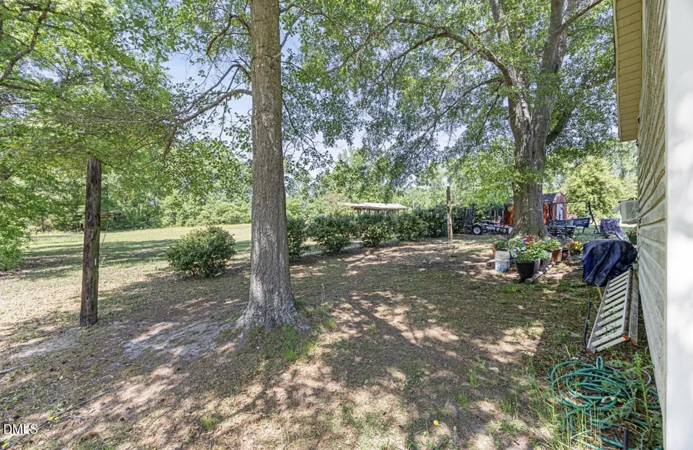 679 Mintz Road Roseboro, NC 28382