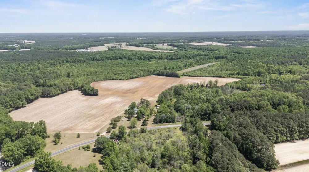 679 Mintz Road Roseboro, NC 28382