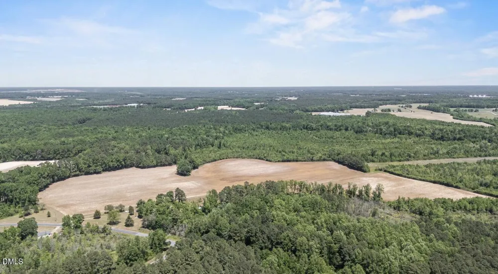 679 Mintz Road Roseboro, NC 28382