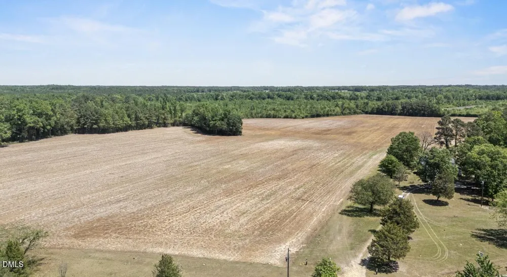 679 Mintz Road Roseboro, NC 28382