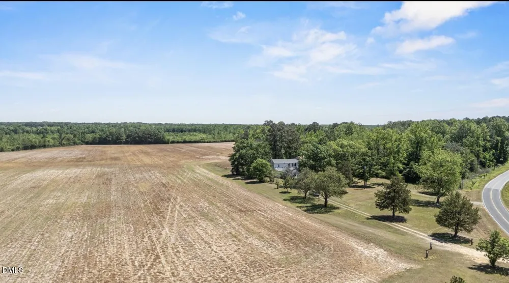 679 Mintz Road Roseboro, NC 28382