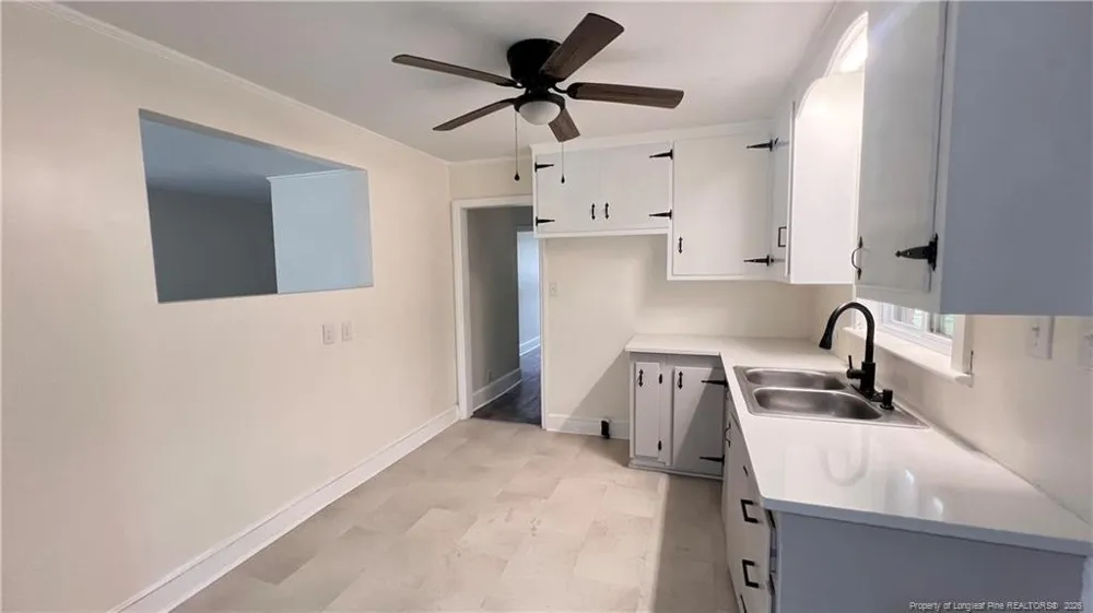 212 Peachtree Street Red Springs, NC 28377