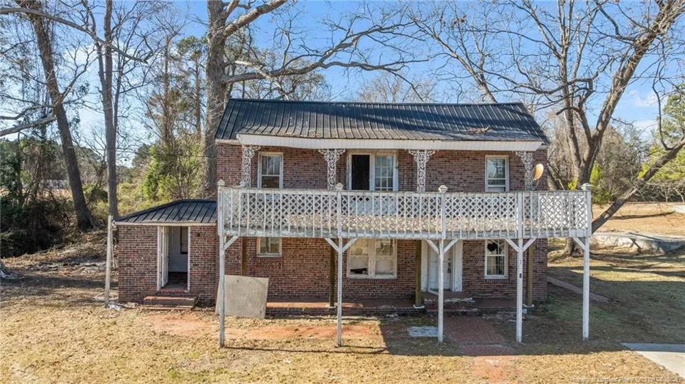 1737 W Carthage Road Lumberton, NC 28360