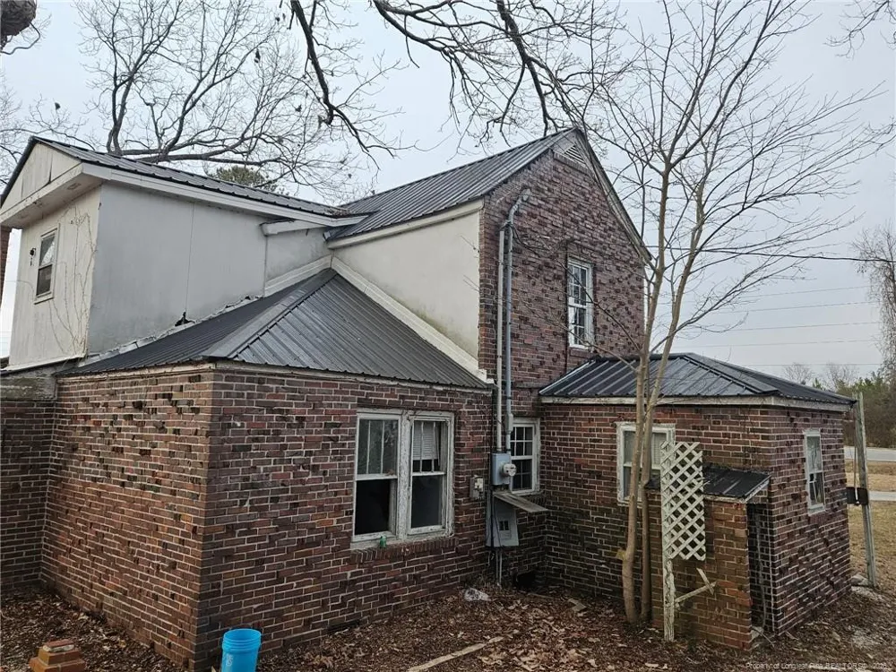 1737 W Carthage Road Lumberton, NC 28360