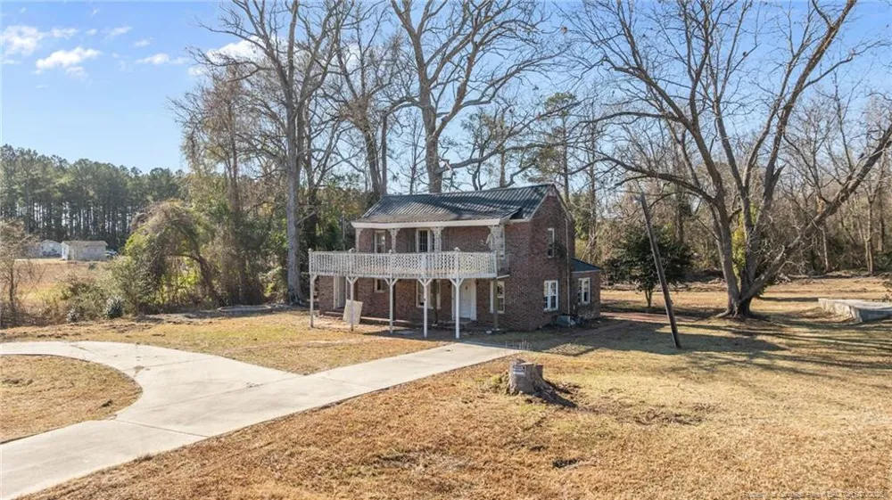 1737 W Carthage Road Lumberton, NC 28360