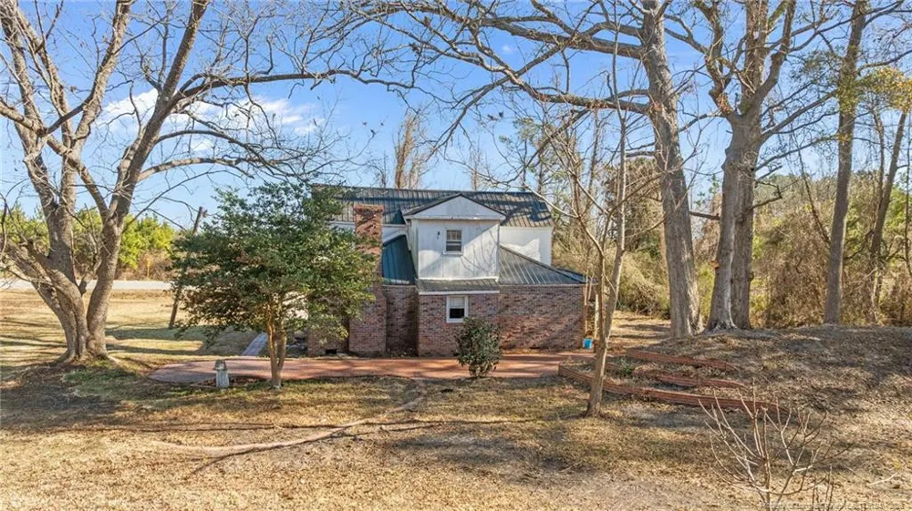 1737 W Carthage Road Lumberton, NC 28360
