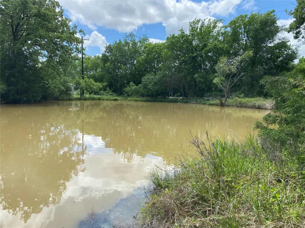 N HWY 77 Lincoln, TX 78948