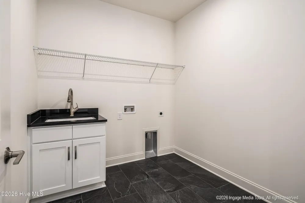 62 Pine Tree Point Snow Hill, NC 28580