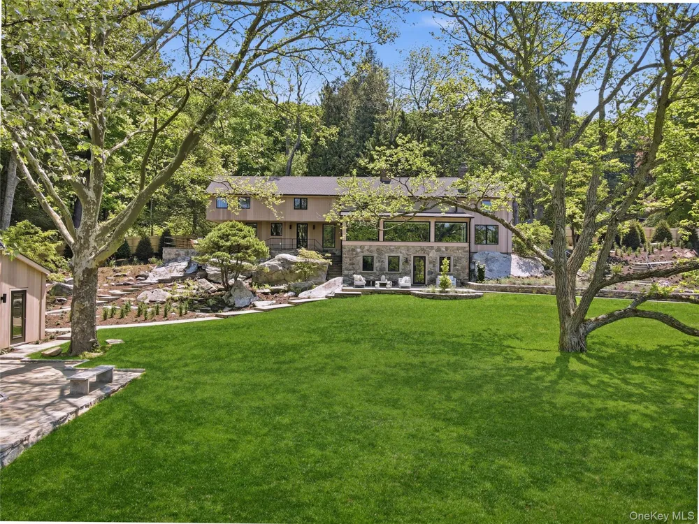 39 Old Snake Hill Road Pound Ridge, NY 10576