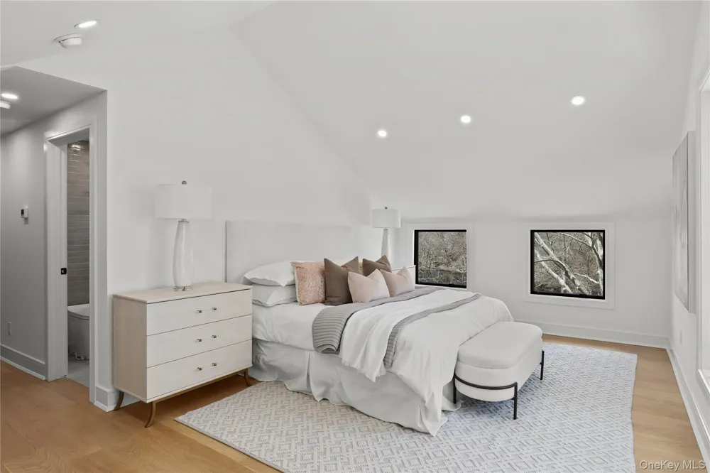 39 Old Snake Hill Road Pound Ridge, NY 10576