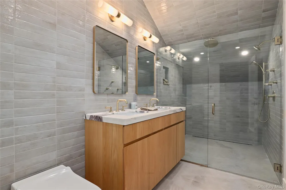 39 Old Snake Hill Road Pound Ridge, NY 10576