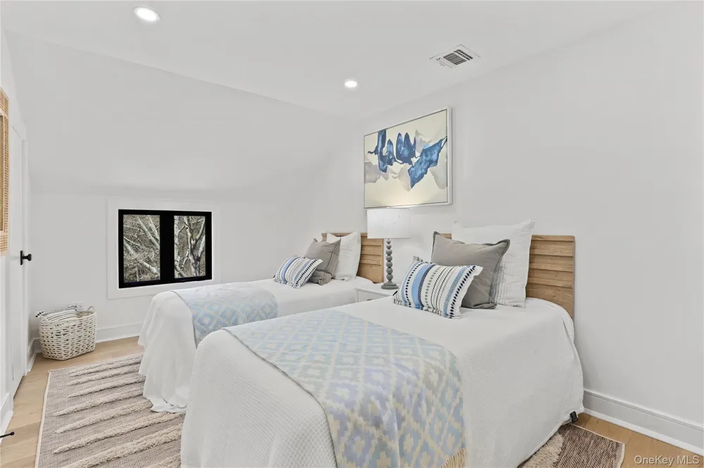 39 Old Snake Hill Road Pound Ridge, NY 10576