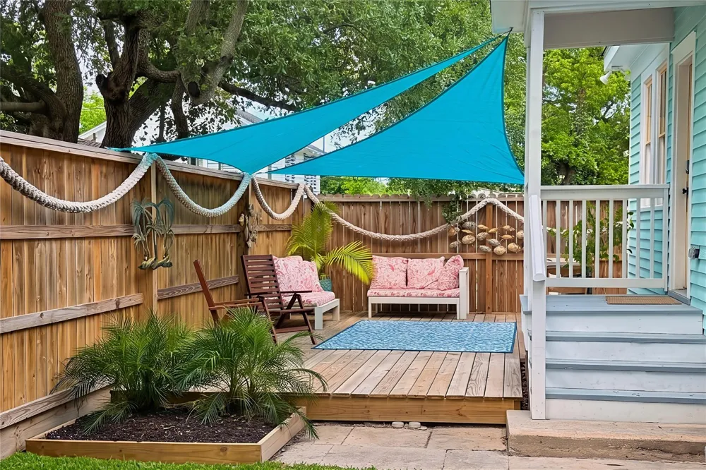 4928 Avenue R Galveston, TX 77551