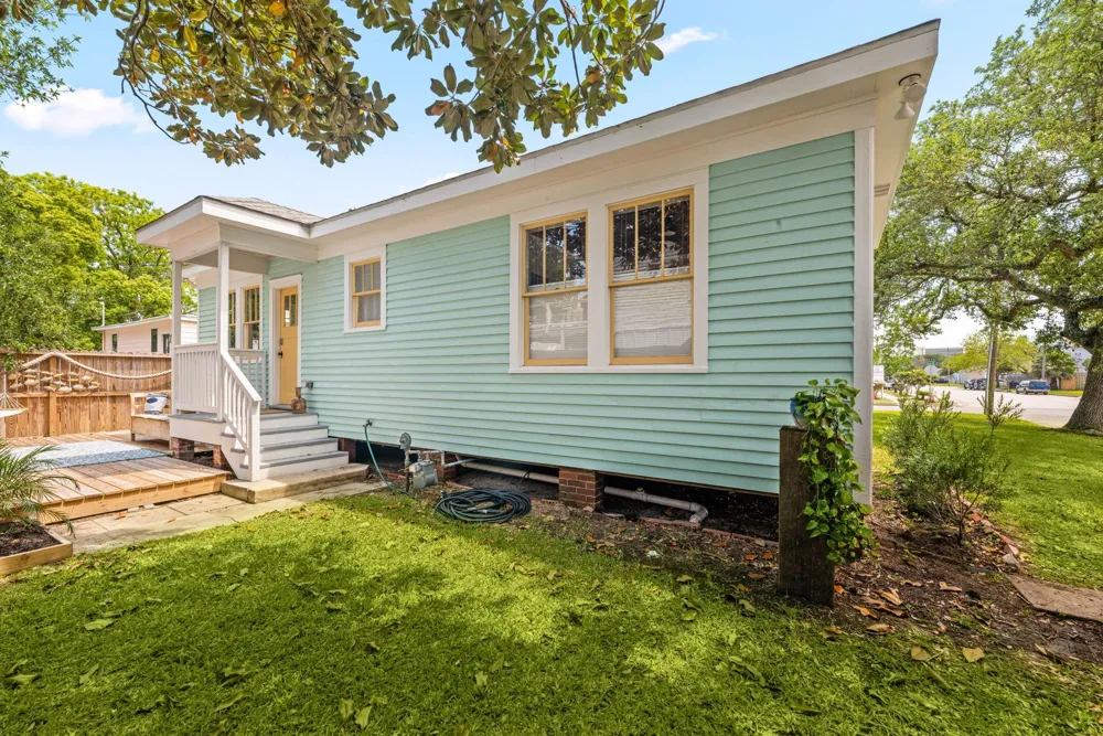 4928 Avenue R Galveston, TX 77551