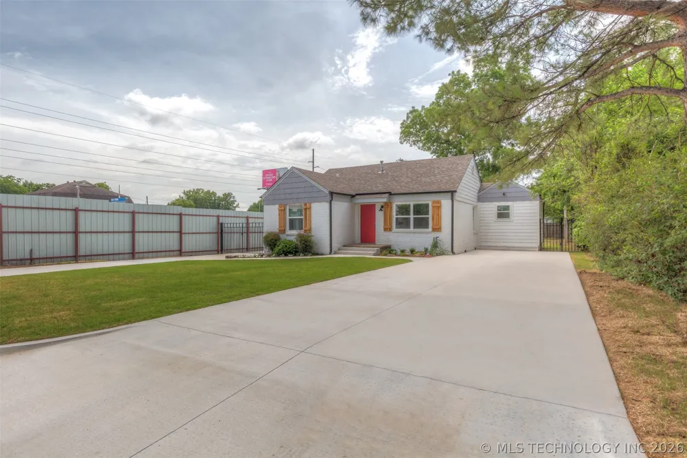 938 S Sandusky Avenue Tulsa, OK 74112