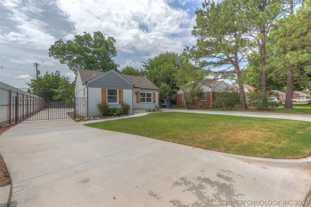 938 S Sandusky Avenue Tulsa, OK 74112