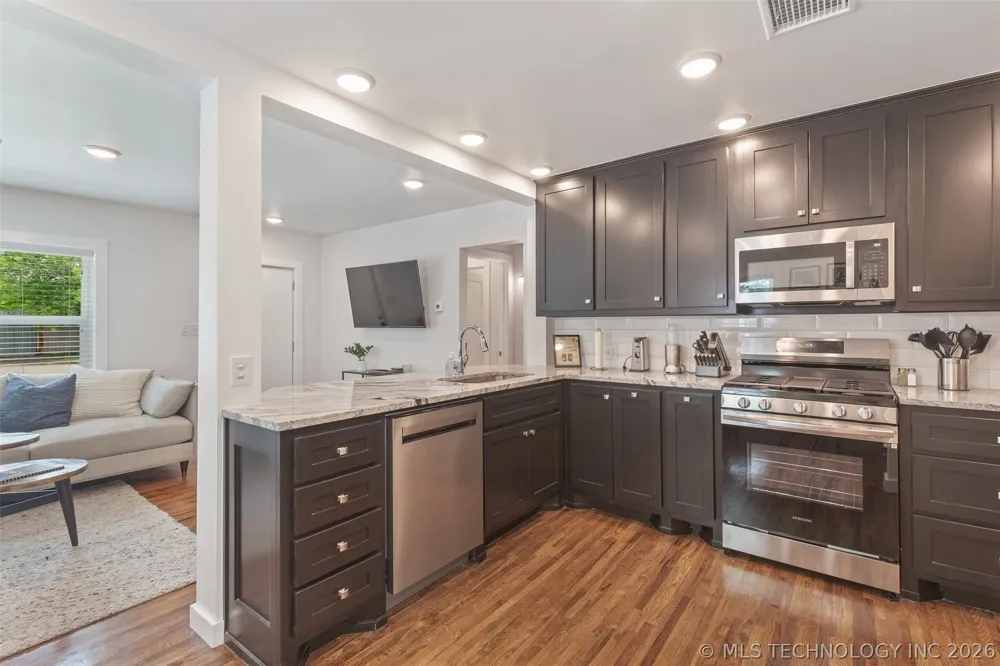 938 S Sandusky Avenue Tulsa, OK 74112