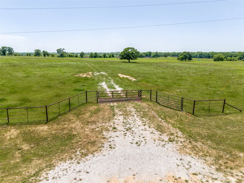 599 Lone Star Poolville, TX 76487