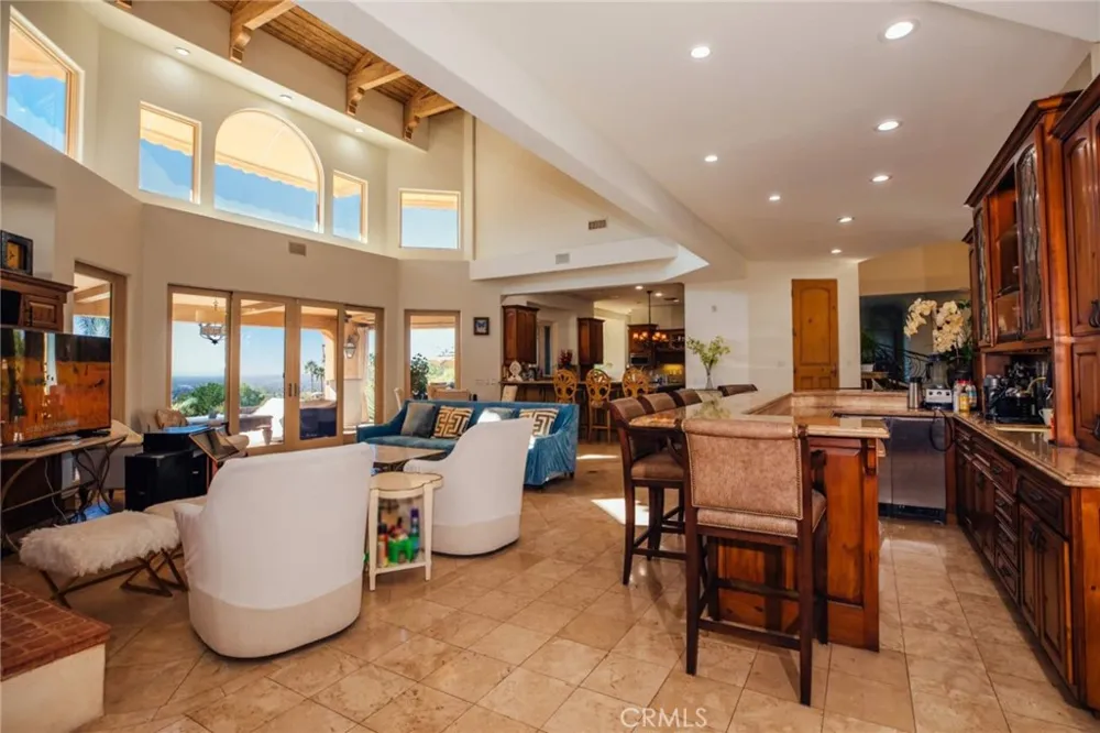 365 Oak Mountain Road Bradbury, CA 91008