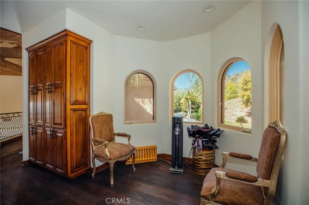 365 Oak Mountain Road Bradbury, CA 91008
