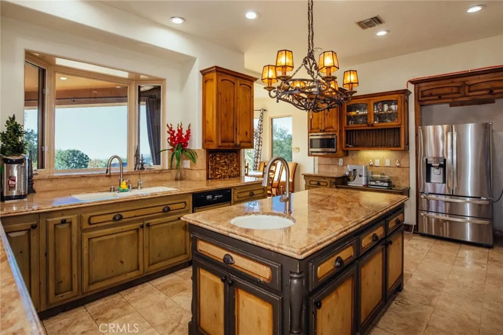 365 Oak Mountain Road Bradbury, CA 91008
