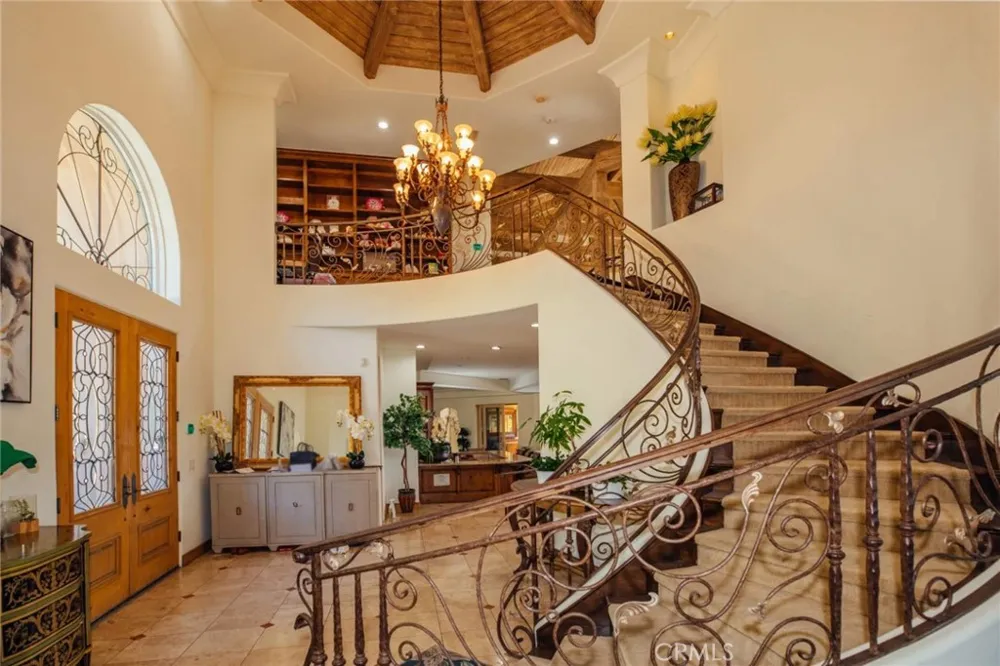 365 Oak Mountain Road Bradbury, CA 91008