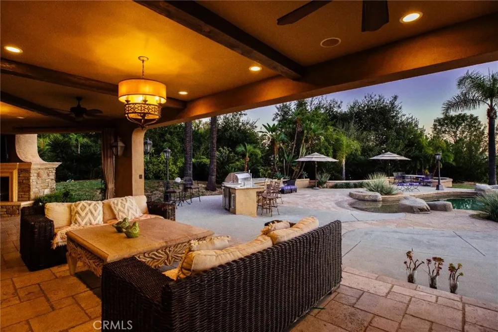 365 Oak Mountain Road Bradbury, CA 91008
