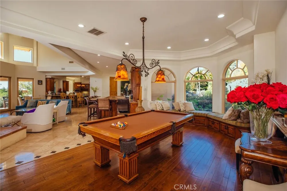 365 Oak Mountain Road Bradbury, CA 91008