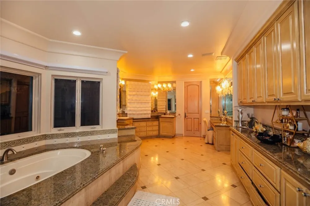 365 Oak Mountain Road Bradbury, CA 91008