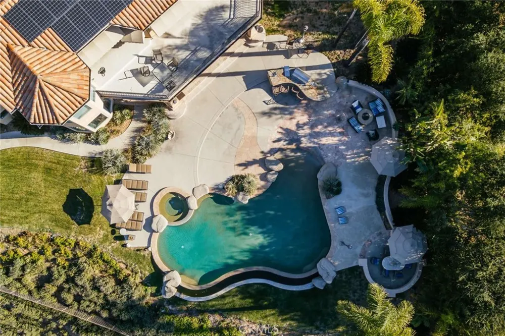 365 Oak Mountain Road Bradbury, CA 91008