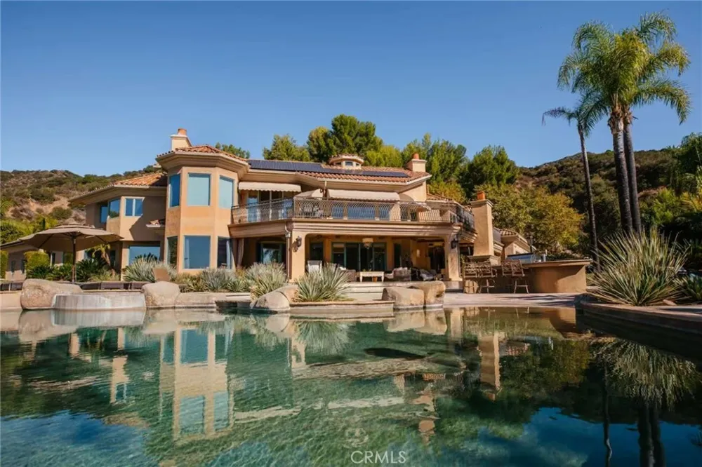 365 Oak Mountain Road Bradbury, CA 91008
