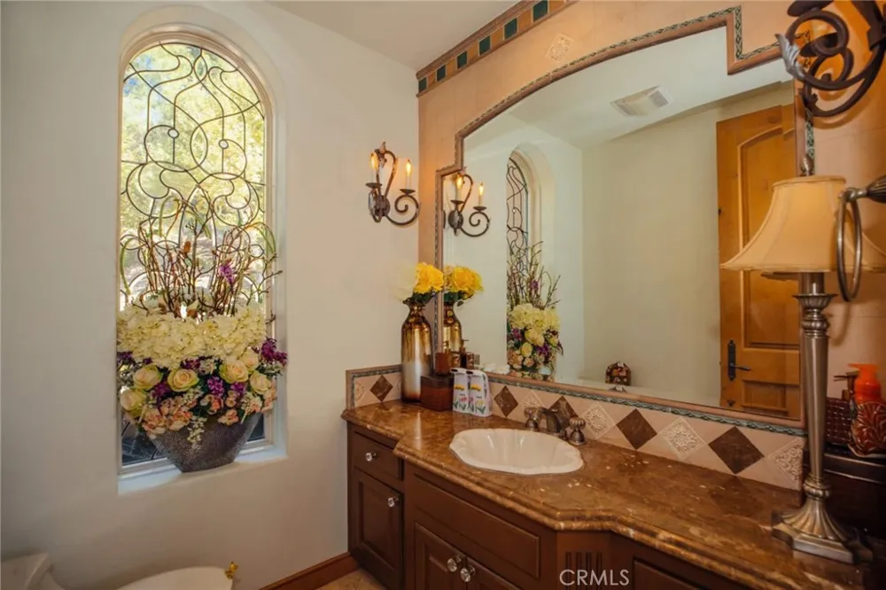 365 Oak Mountain Road Bradbury, CA 91008