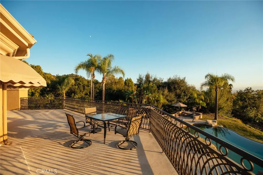 365 Oak Mountain Road Bradbury, CA 91008