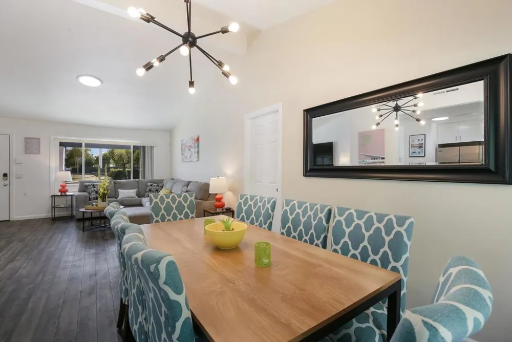 1962 E Baristo Road Palm Springs, CA 92262