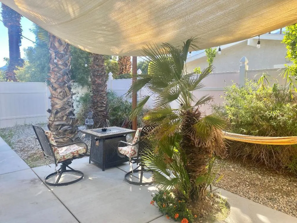 1962 E Baristo Road Palm Springs, CA 92262