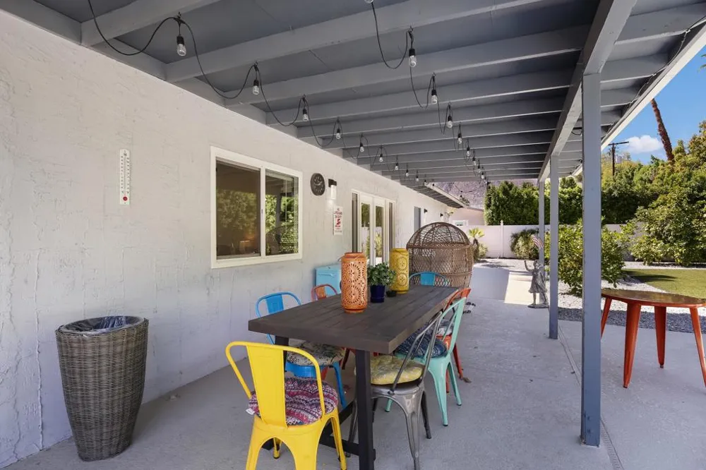 1962 E Baristo Road Palm Springs, CA 92262