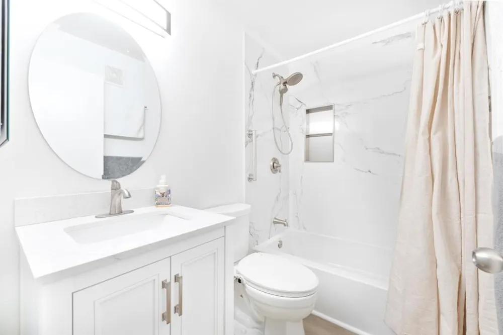 20700 4th Street #3 Saratoga, CA 95070
