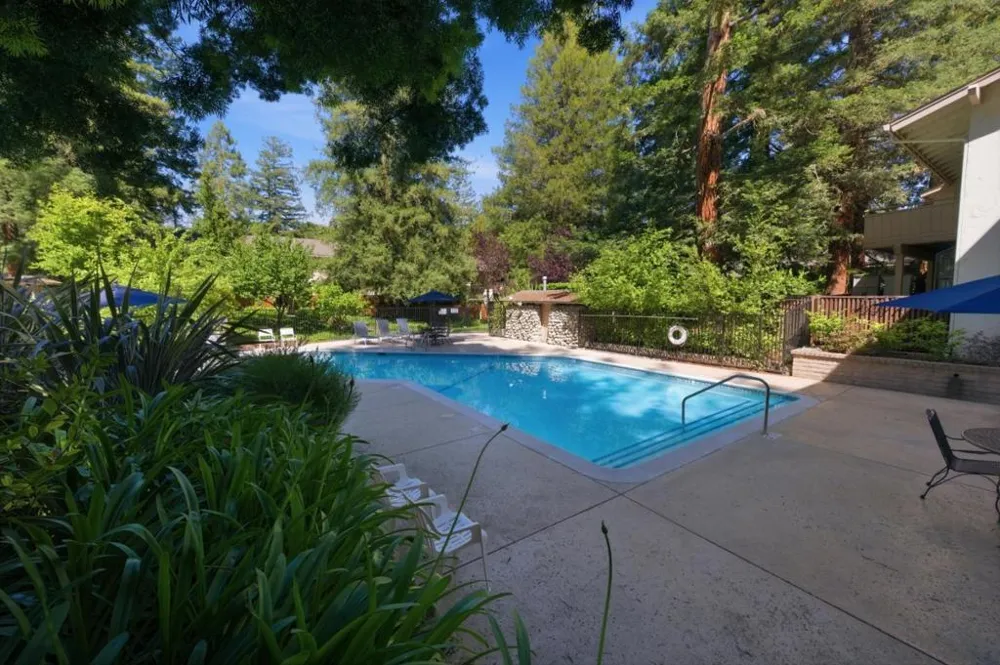 20700 4th Street #3 Saratoga, CA 95070